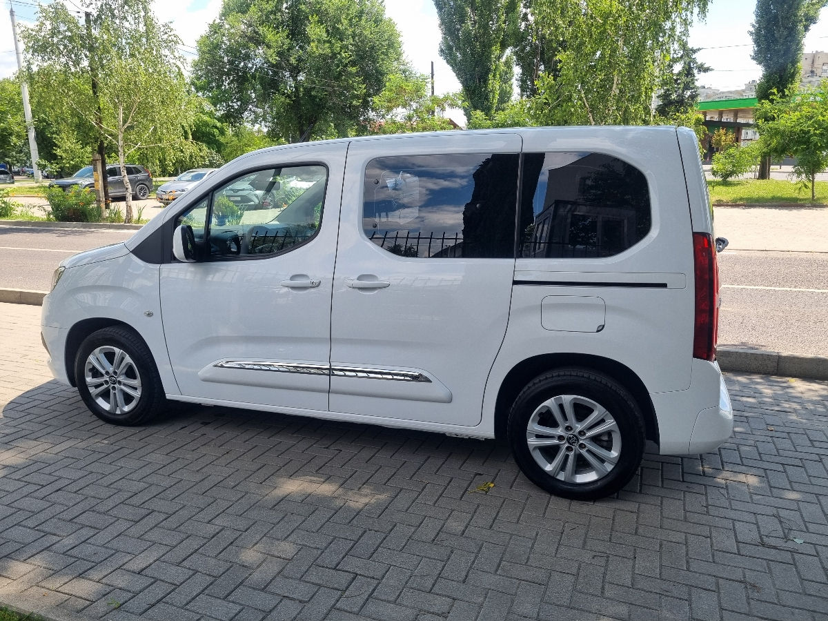 Toyota Proace City 2020 photo 8