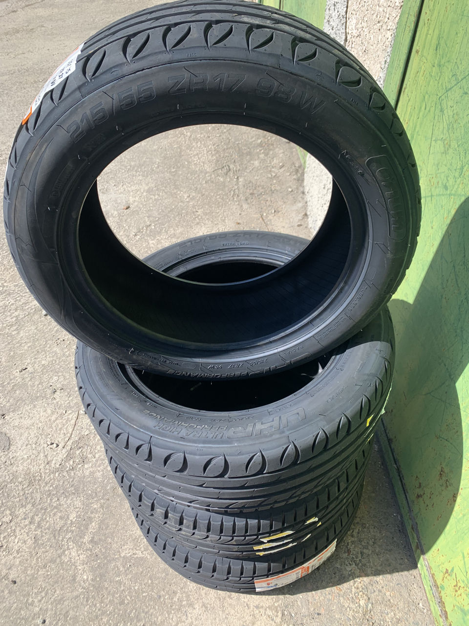 Anvelope Vara 215/55R17