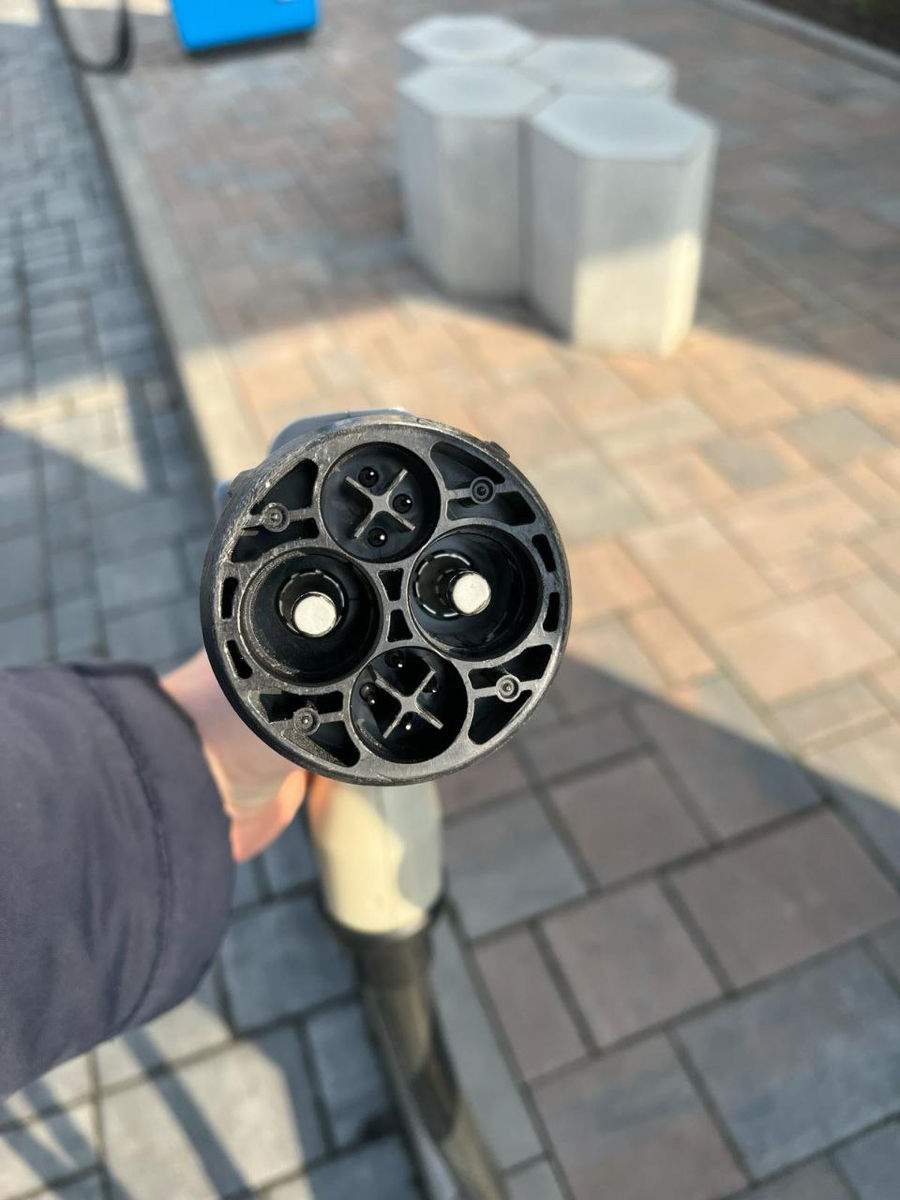 Înlocuirea portului rapid chinezesc cu CCS2-Chademo în vehiculele electrice și hibride foto 2