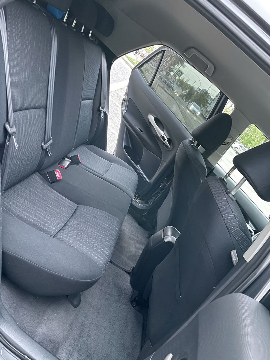 Toyota Auris foto 9