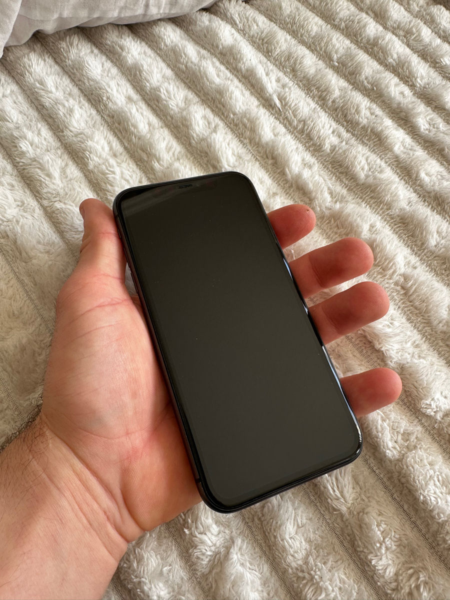 Iphone 11 Black 64GB foto 1