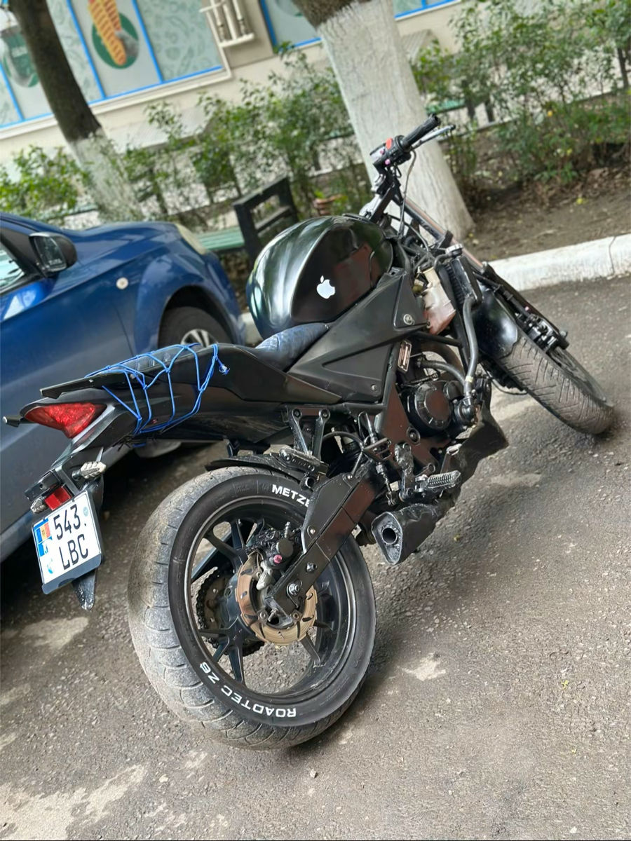 Maxon Maxon r12 foto 2