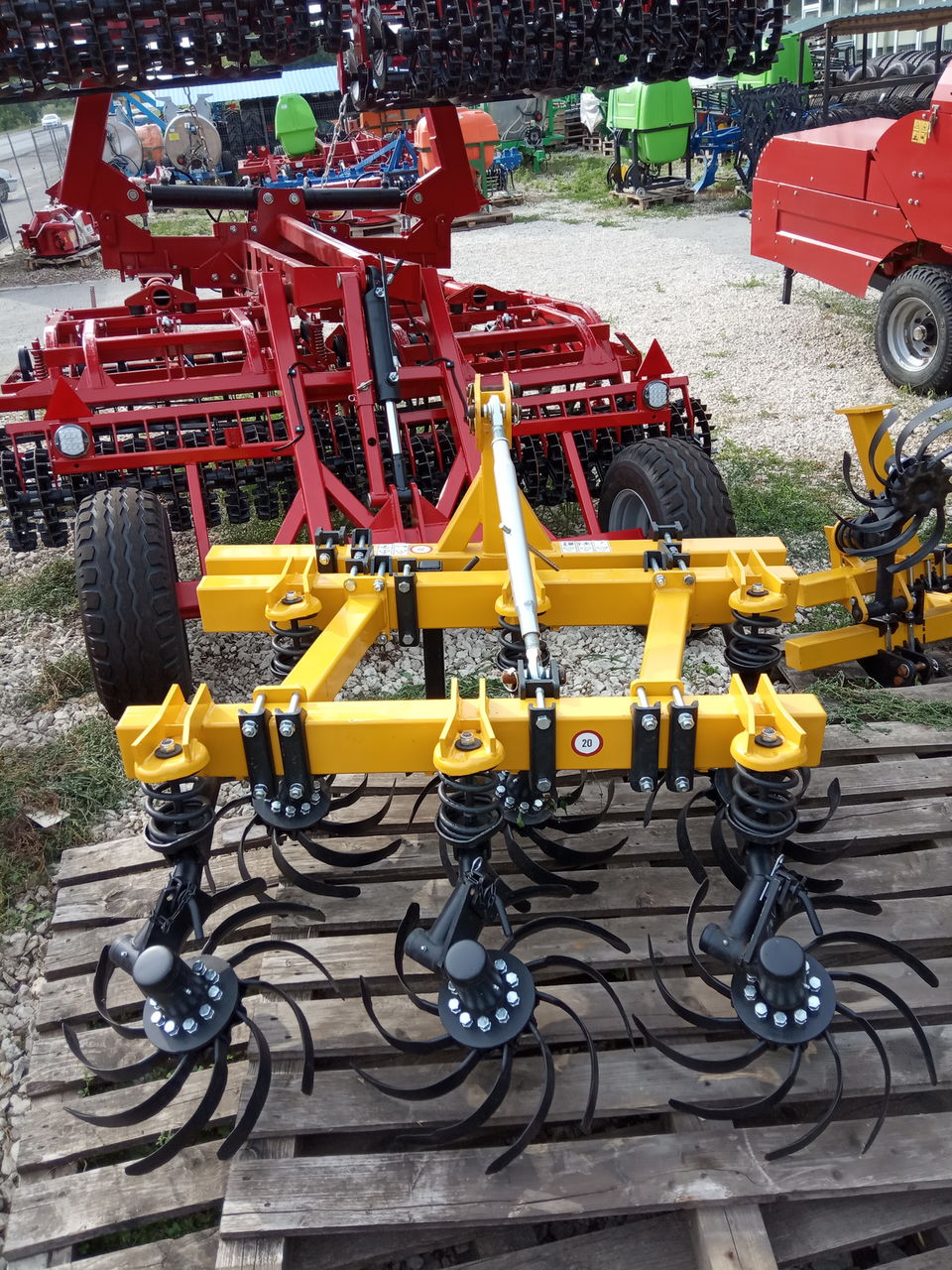 Freza rotativa vii si livezi foto 0