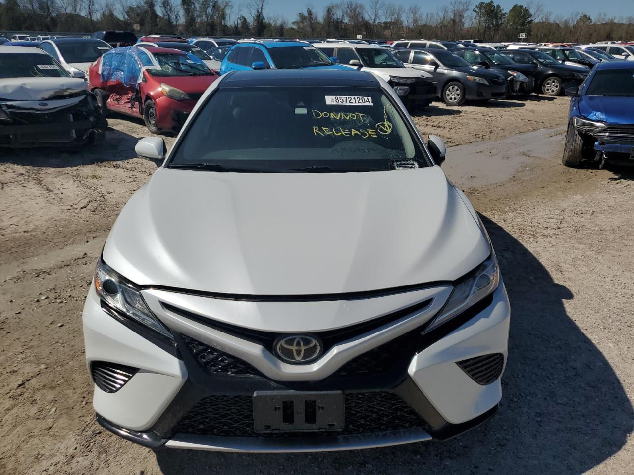 Toyota Camry foto 0