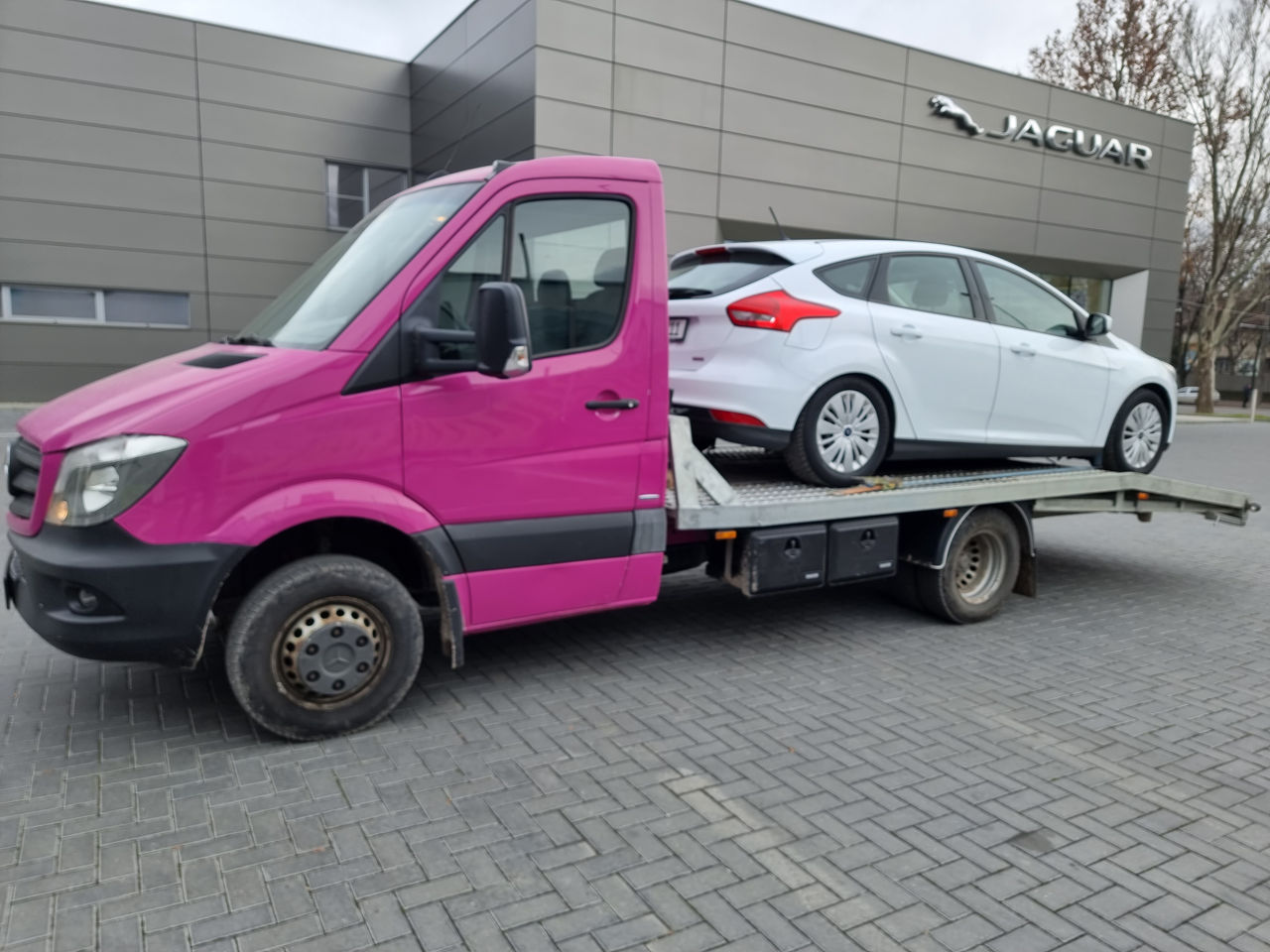 Evacuator, Эвакуатор Chisinau & Moldova Tractari auto Servicii Auto ...