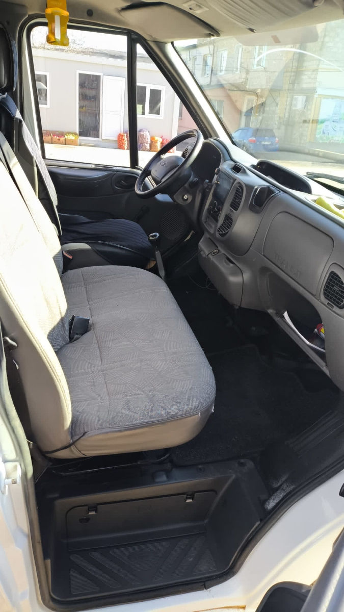 Ford Transit  фото 4