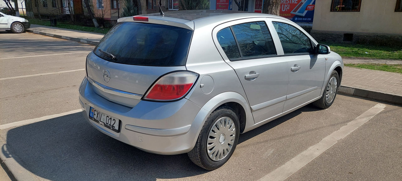 Opel Astra foto 8