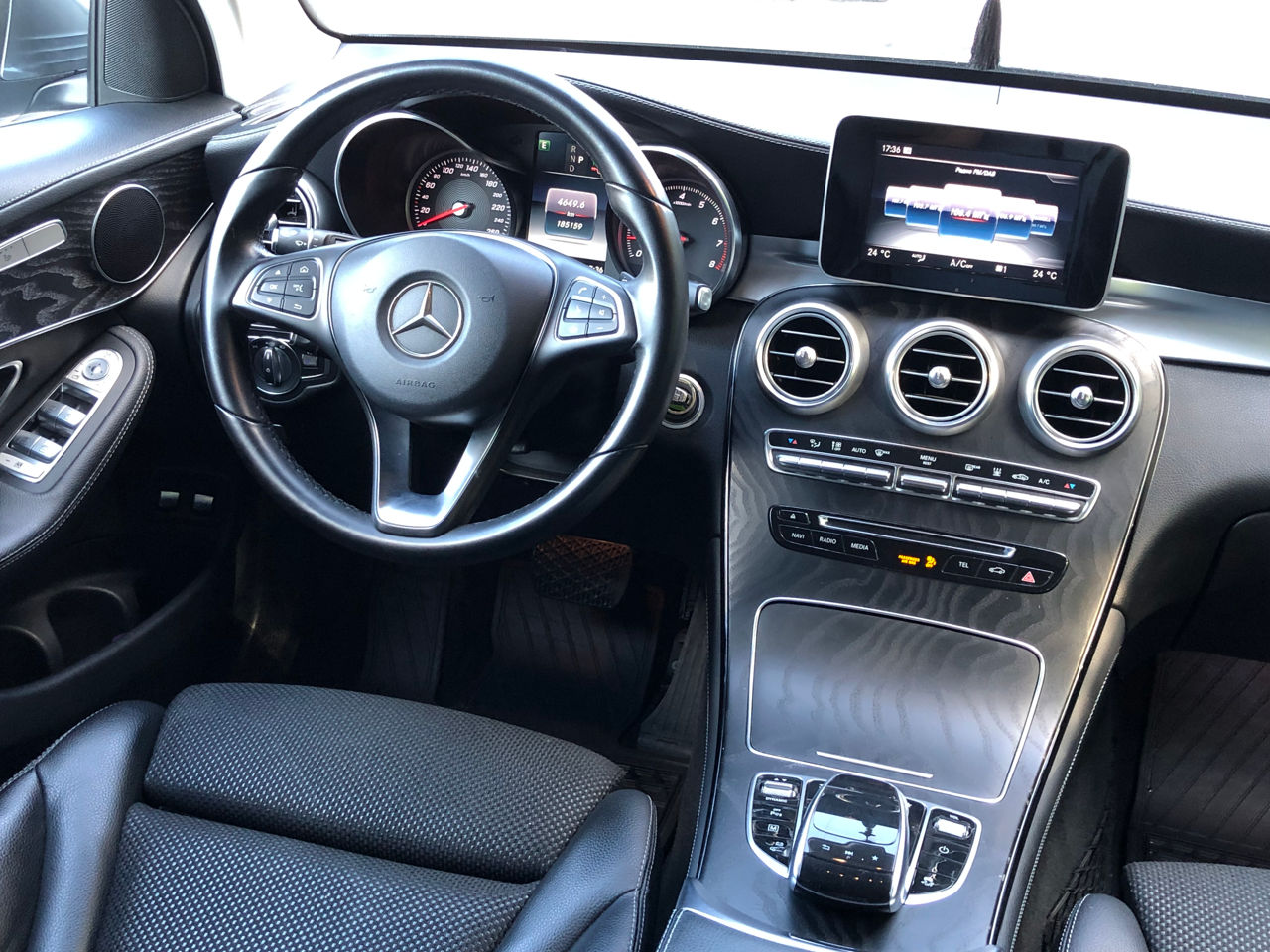 Mercedes GLC foto 11