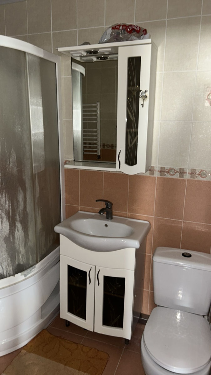 Apartament cu 2 camere,  Centru,  Briceni,  Briceni foto 0