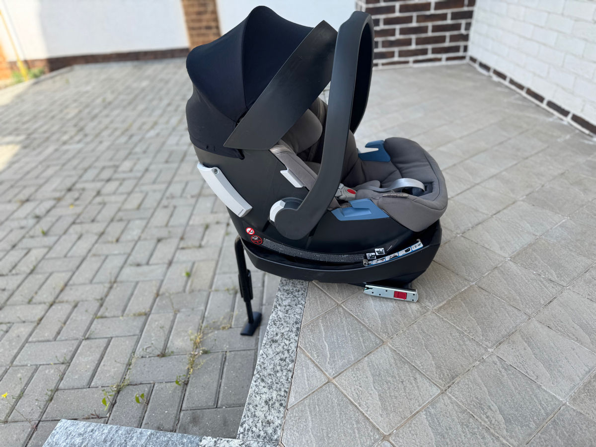 Scoica auto/Ou Cybex Aton 5 Isofix foto 2