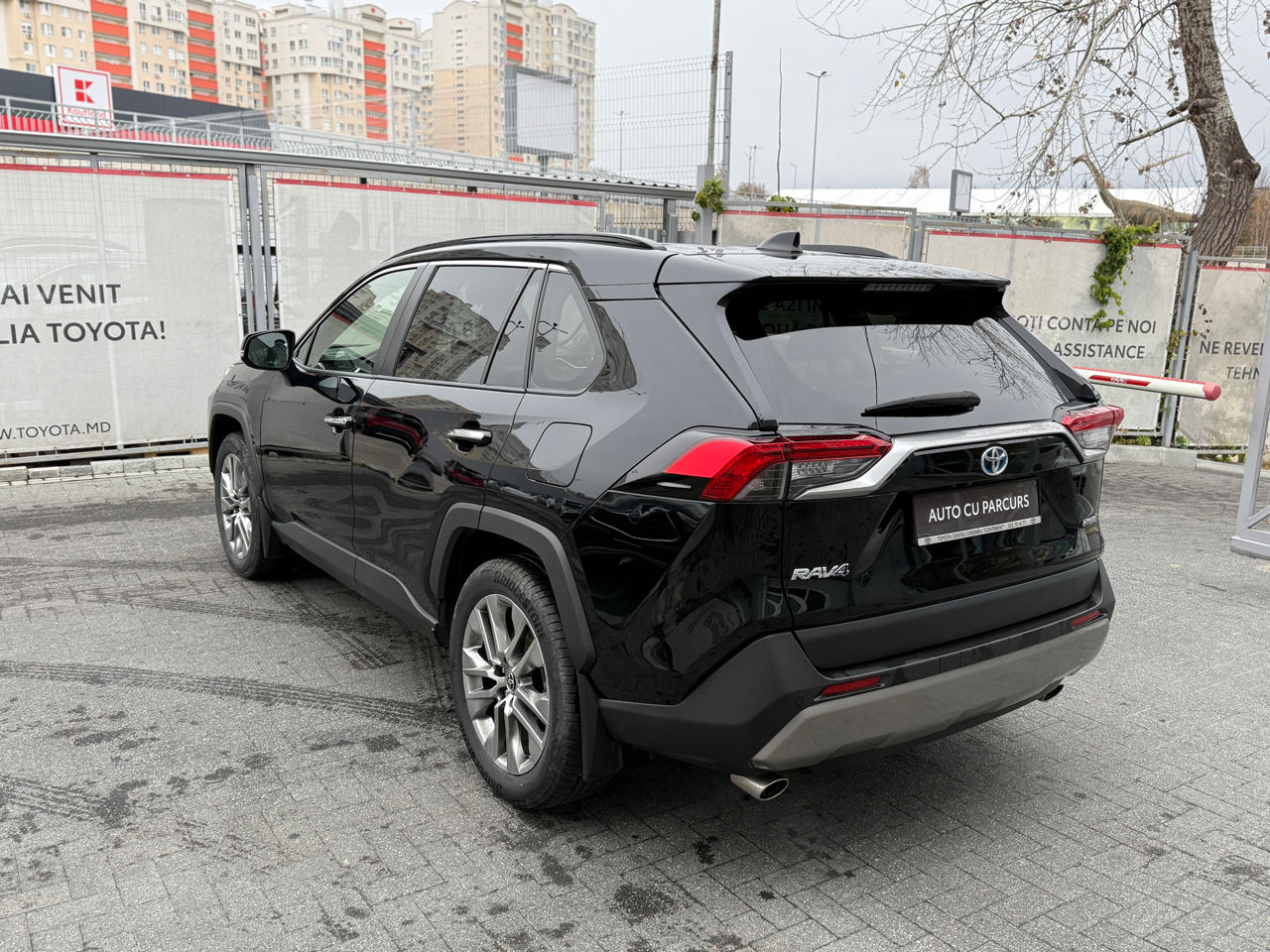 Toyota Rav 4 foto 4