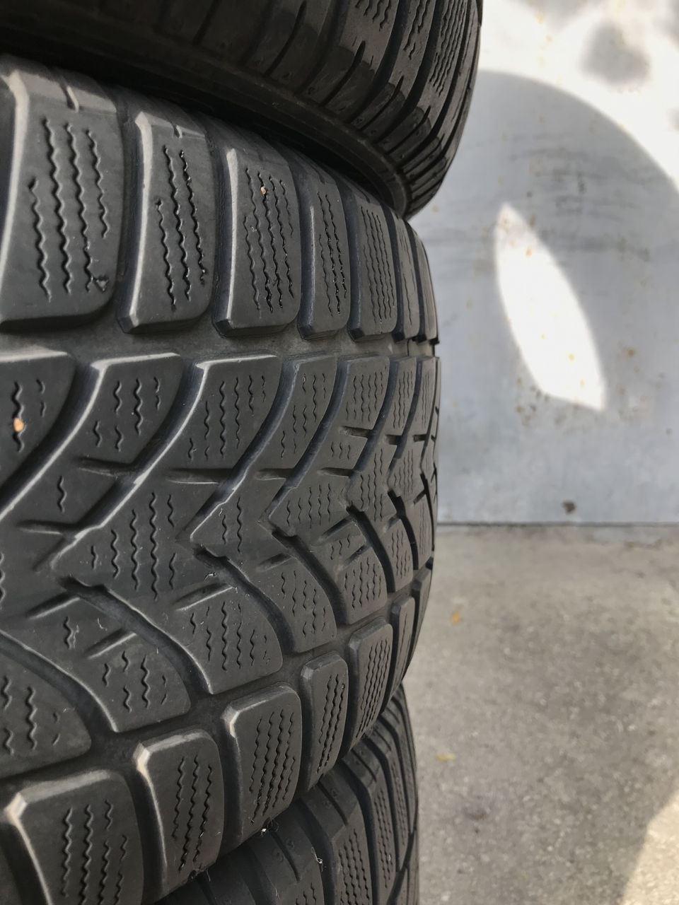 R16/60/205 Dunlop (Iarna)