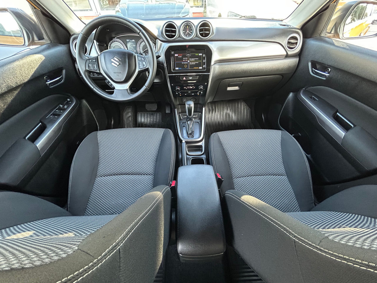 Suzuki Vitara foto 7