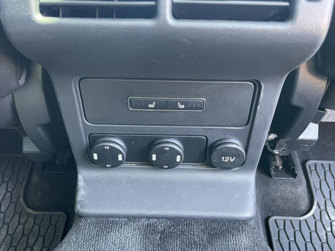 Jaguar F-PACE foto 14