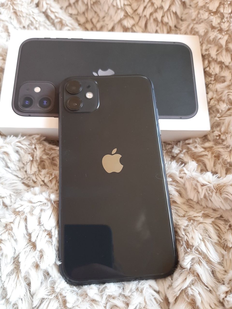 iPhone 11 Black