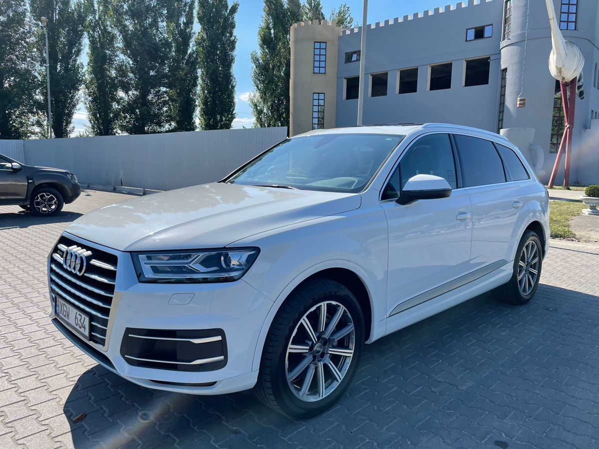 Audi Q7 foto 1