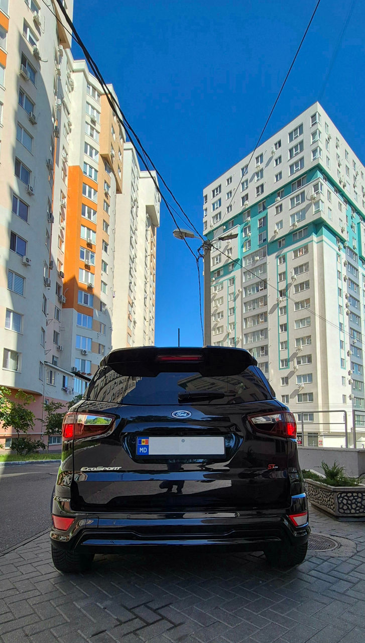 Ford EcoSport фото 8