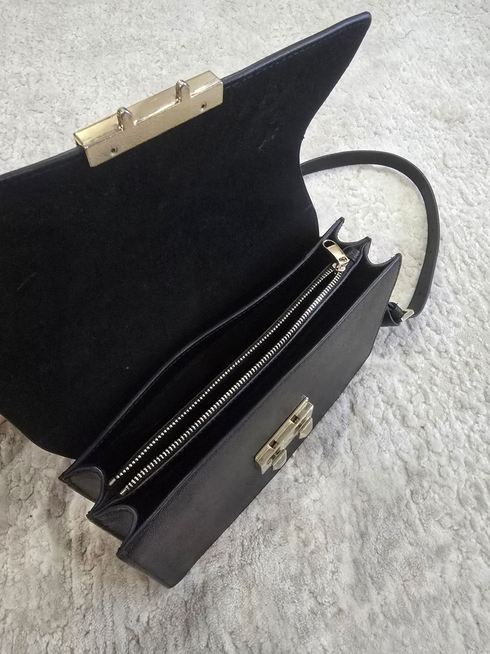 Vind genti Furla foto 1