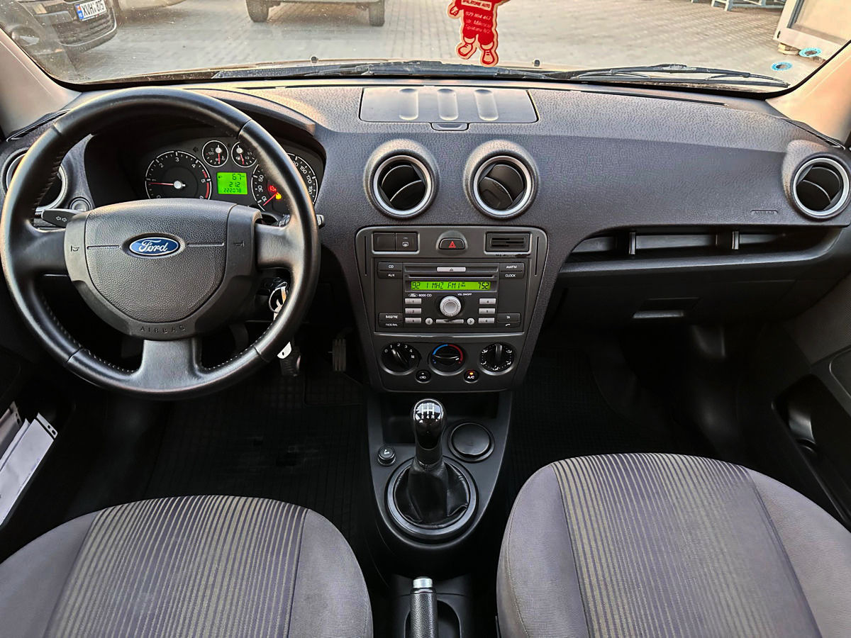 Ford Fusion foto 5