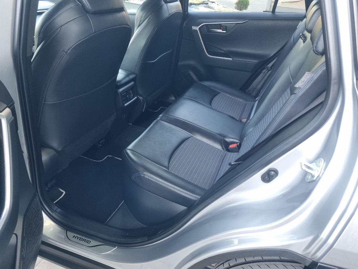 Toyota Rav 4 2019 photo 16