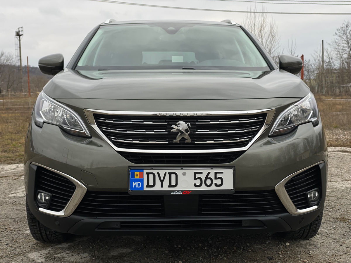 Peugeot 5008 foto 2