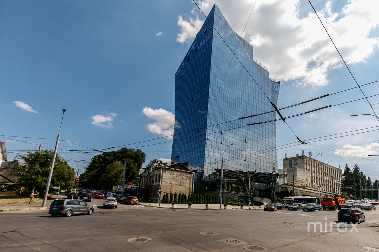Se vinde spațiu comercial, Centru! foto 7