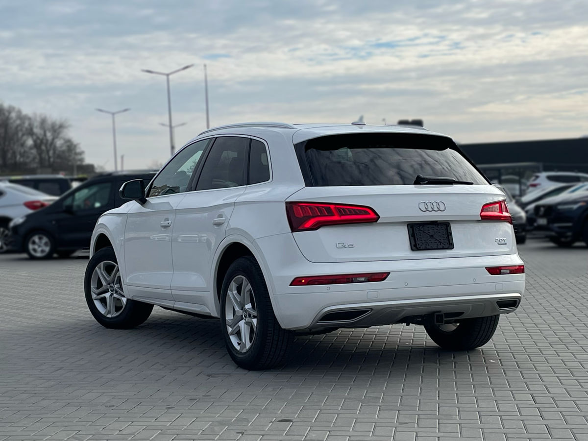 Audi Q5 foto 6