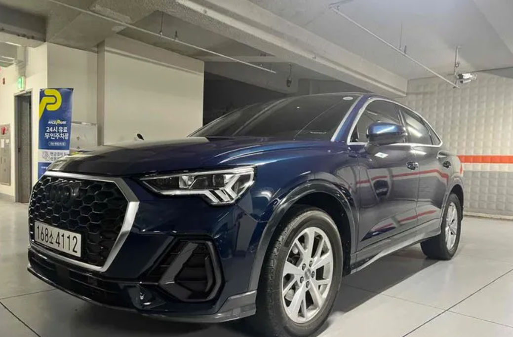 Audi Q3 foto 0