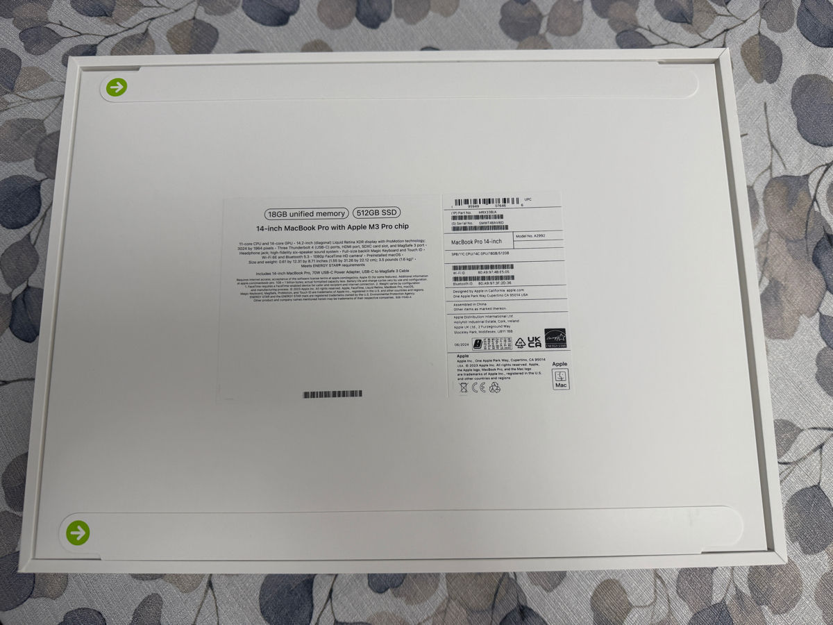 MacBook Pro 14-inch, M3 Pro chip, 18GB , 512Gb SSD foto 5