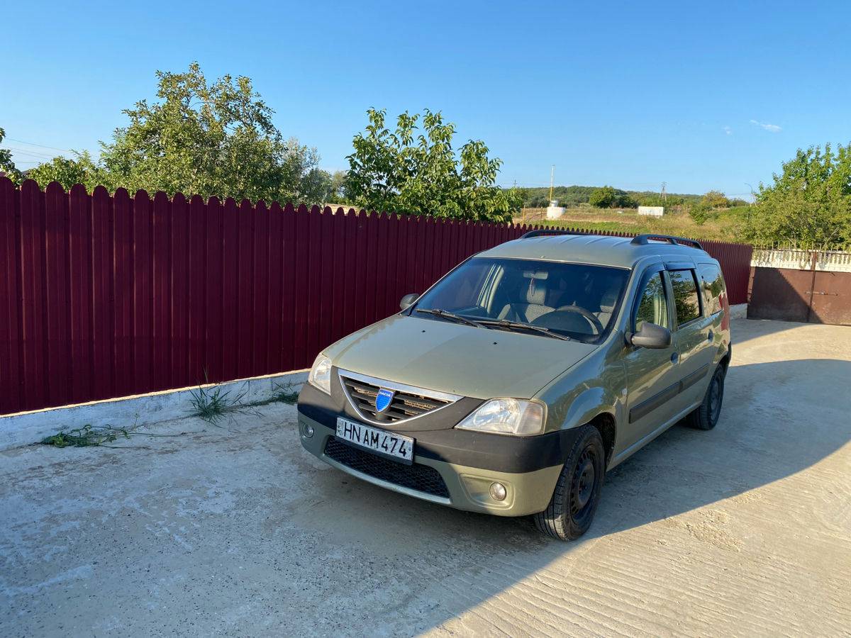 Volkswagen Caravelle foto 1