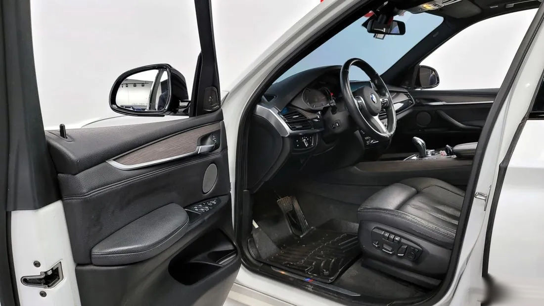 BMW X5 foto 9