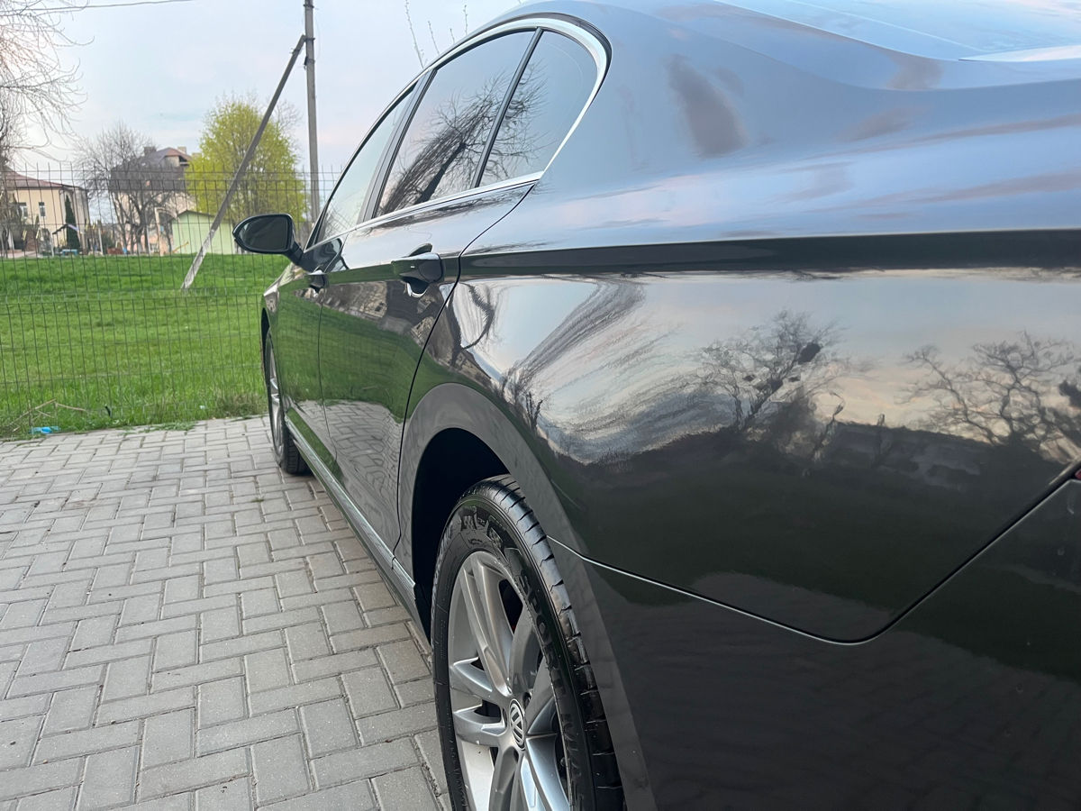 Volkswagen Passat foto 4