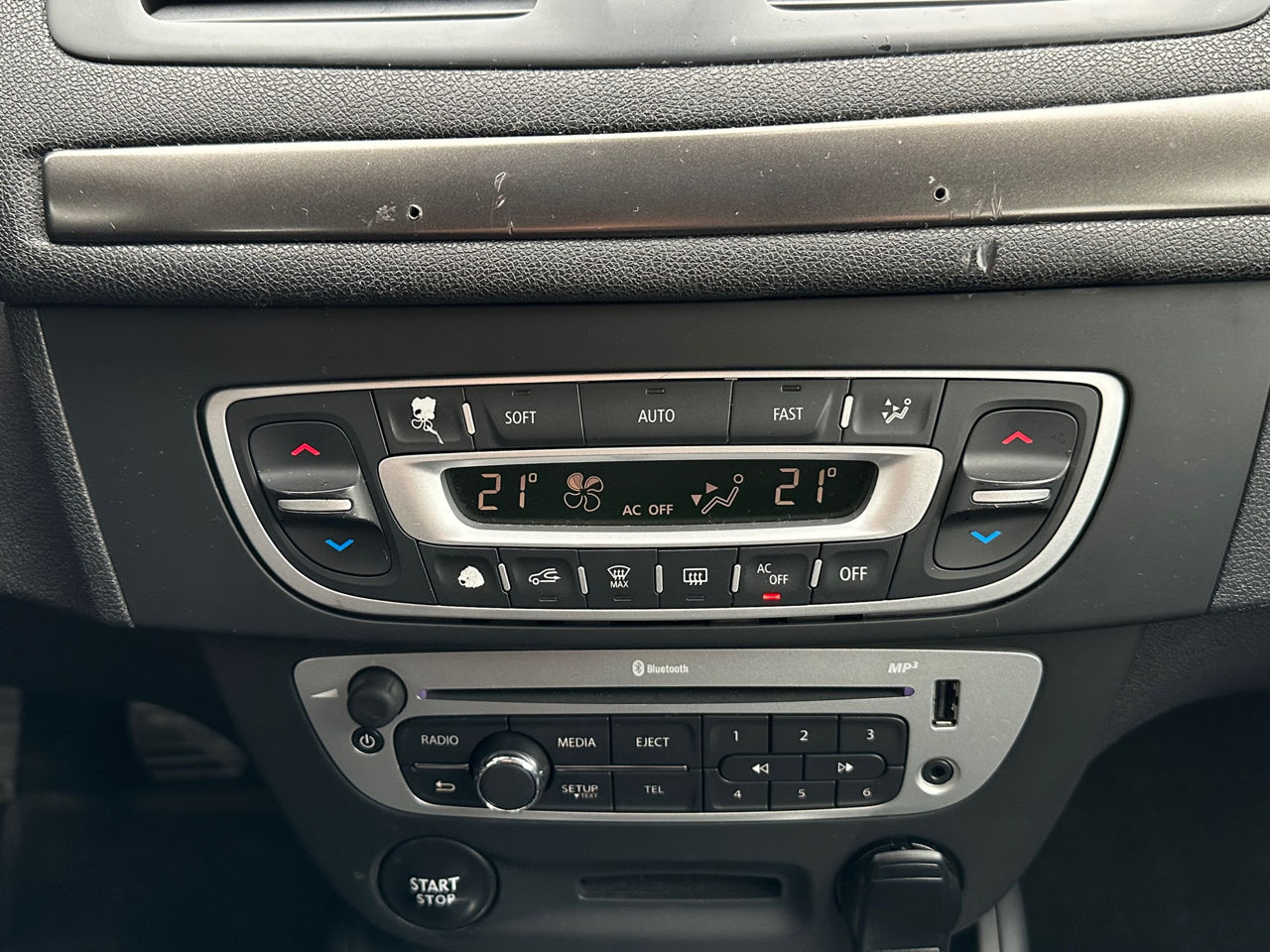 Renault Megane foto 14
