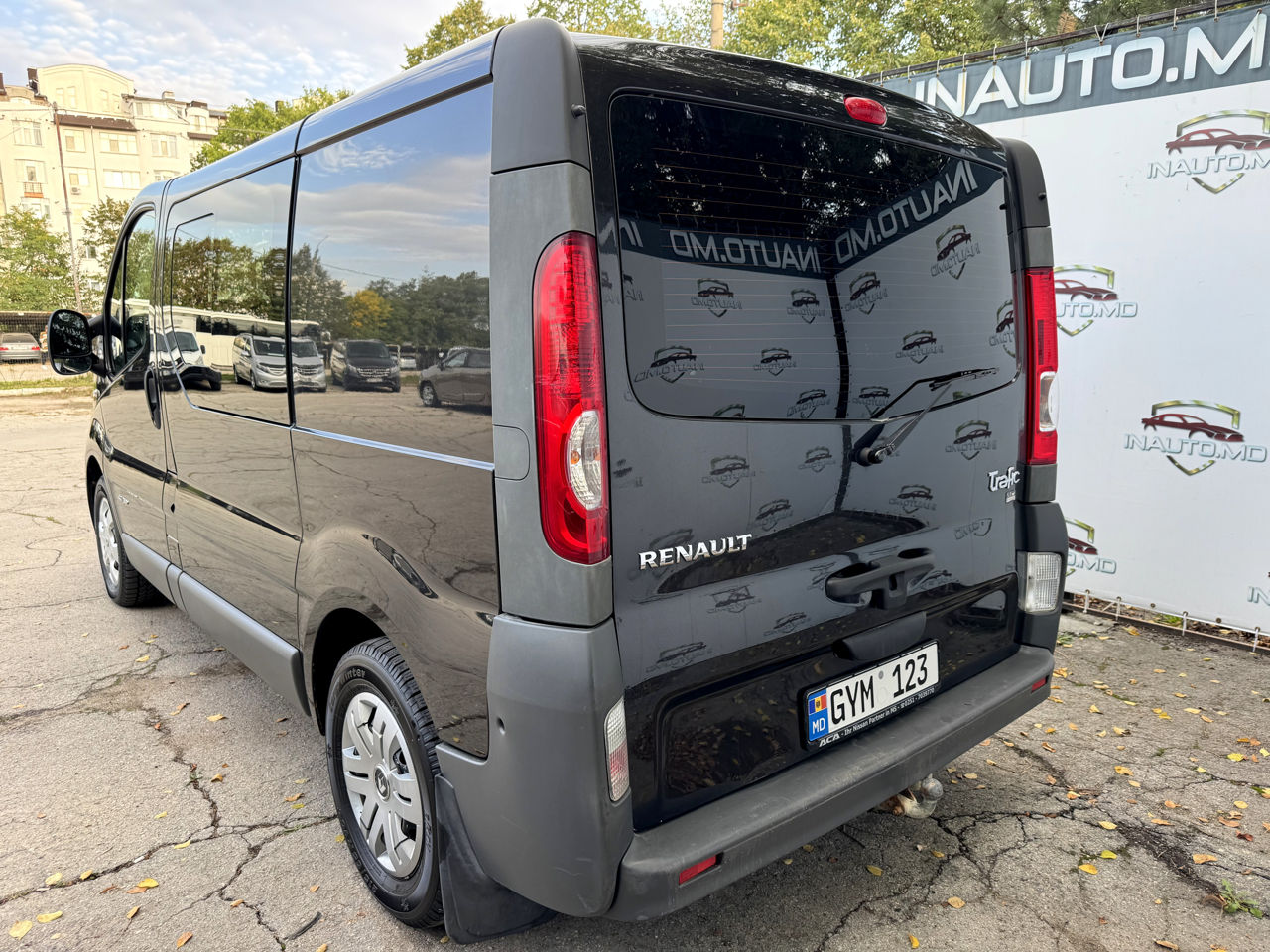 Renault Trafic 6 locuri foto 3