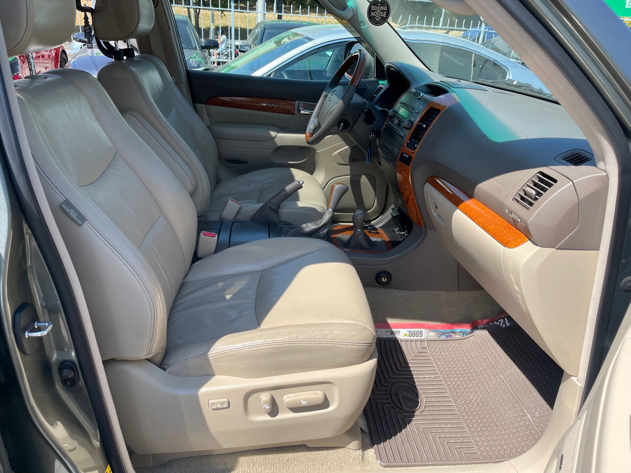 Lexus GX Series foto 7