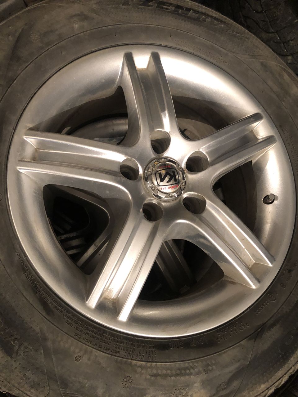 Диски KIA SPORTAGE + 215 70 R16 KUMHO