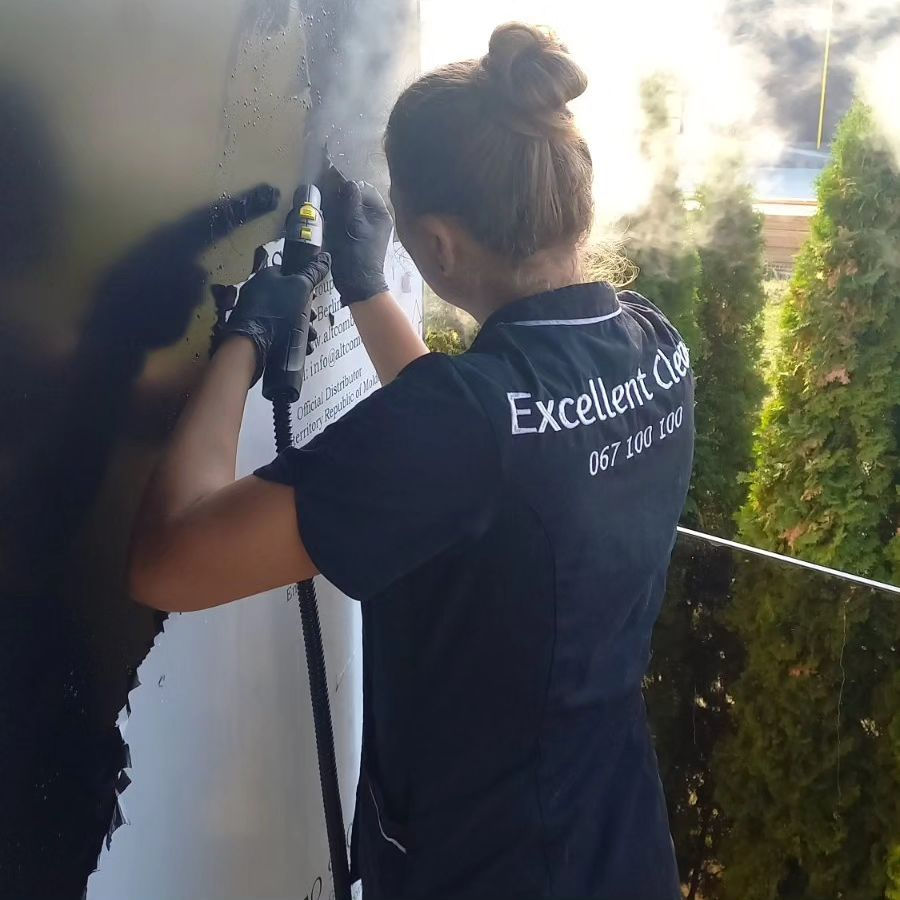Servicii profesionale de curatenie dupa constructor/reparatie! Avem tehnica si solutii speciale! foto 9