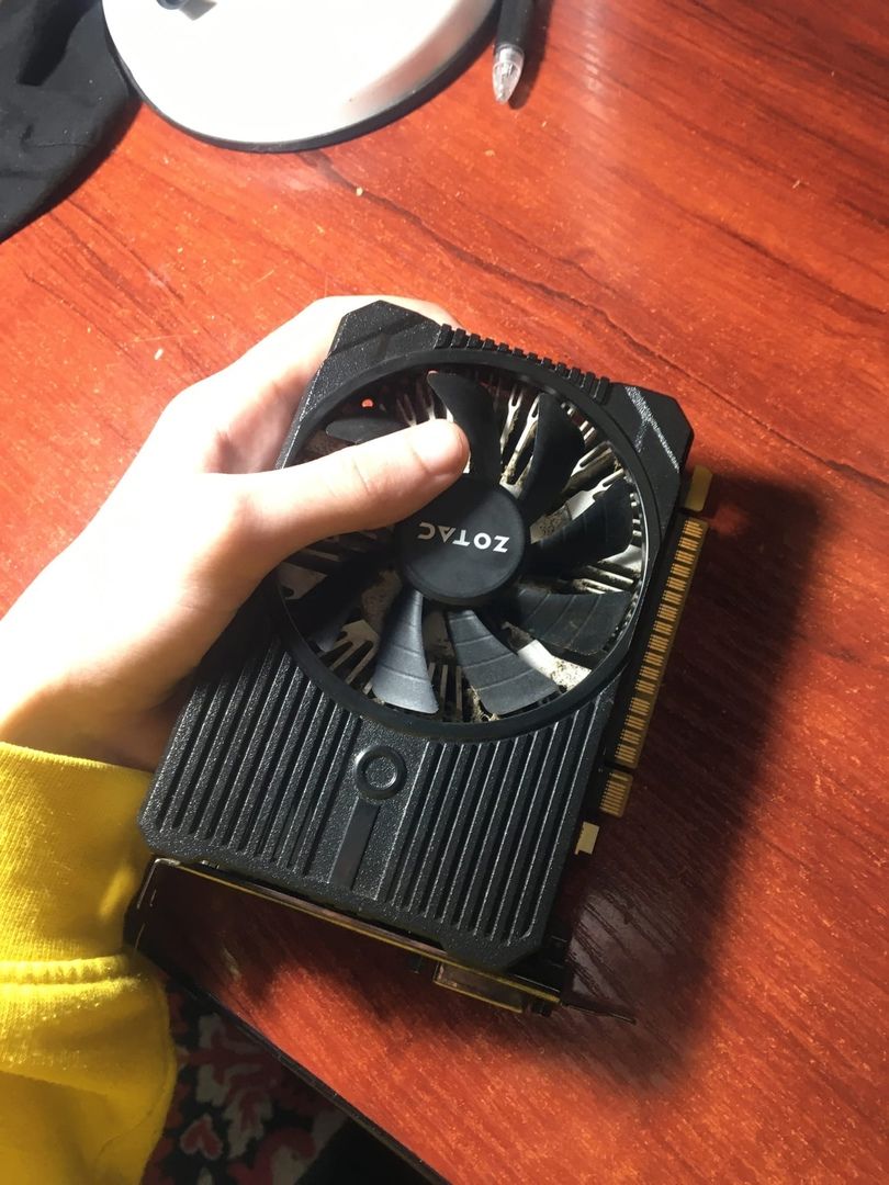 Видеокарта Zotac GEFORCE GTX 1050 2GB 128 bit GDDR5