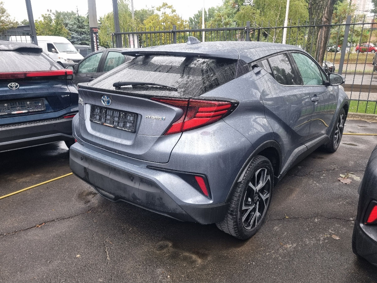 Toyota C-HR 2021 photo 4