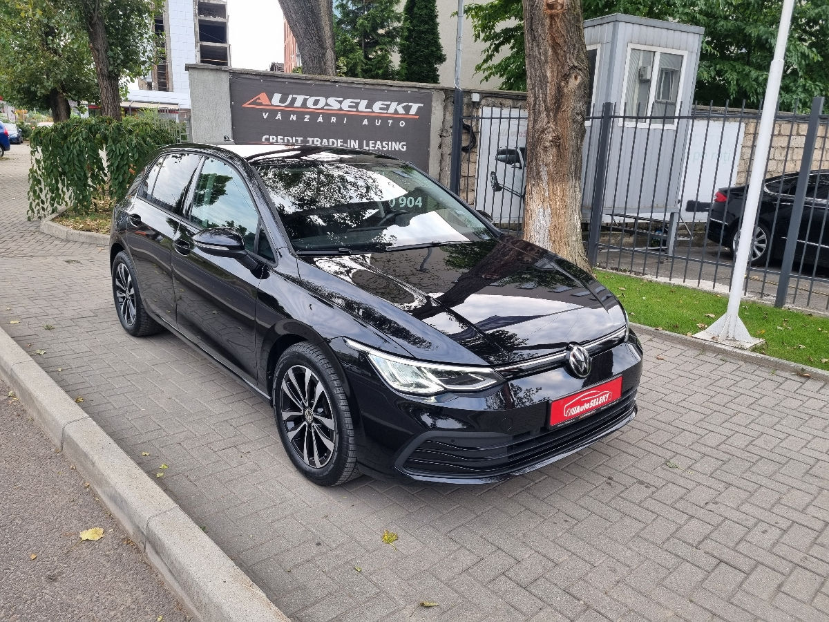 Volkswagen Golf 2023 photo 3