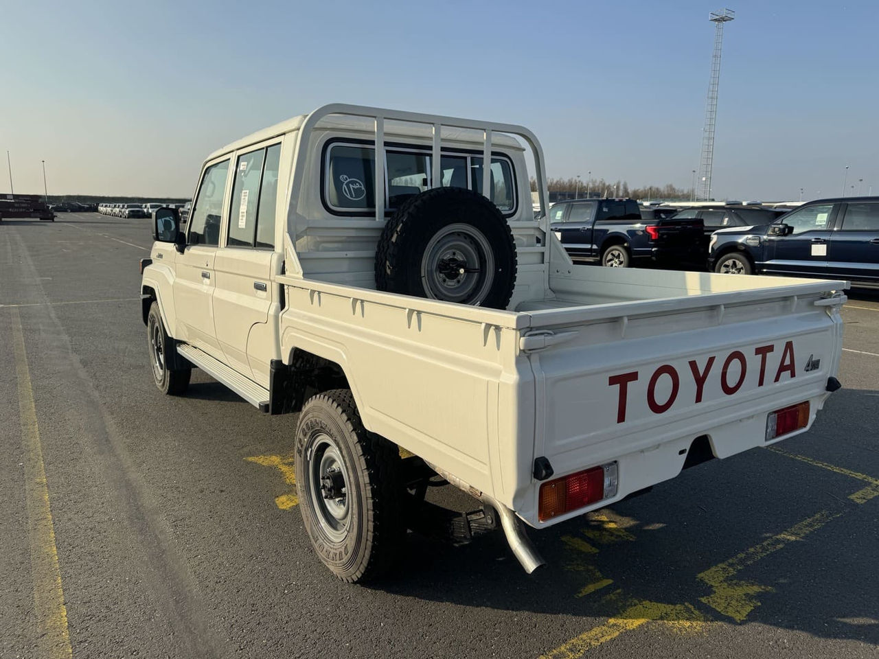 Toyota Land Cruiser foto 3