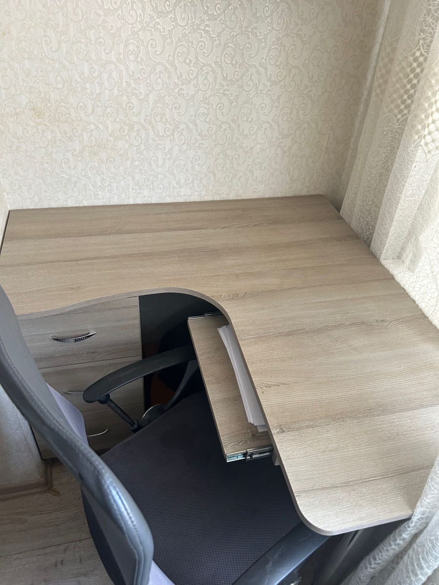 Set mobilier birou - 2 mese colț + 2 dulapuri de perete (dreapta și stanga) foto 0
