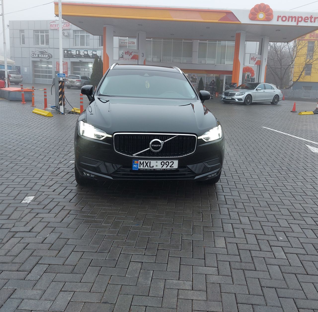 Volvo XC60 foto 1