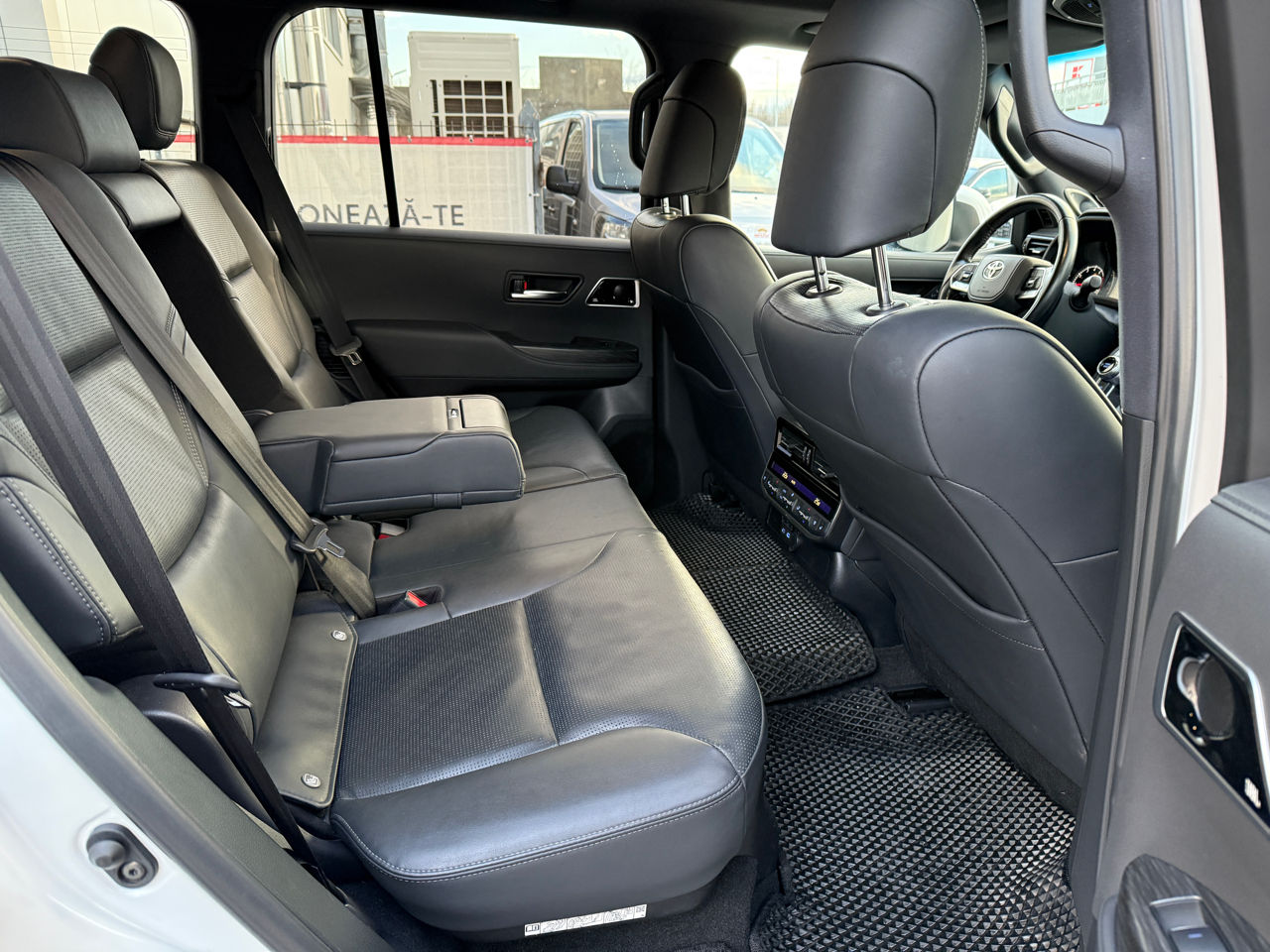 Toyota Land Cruiser фото 10