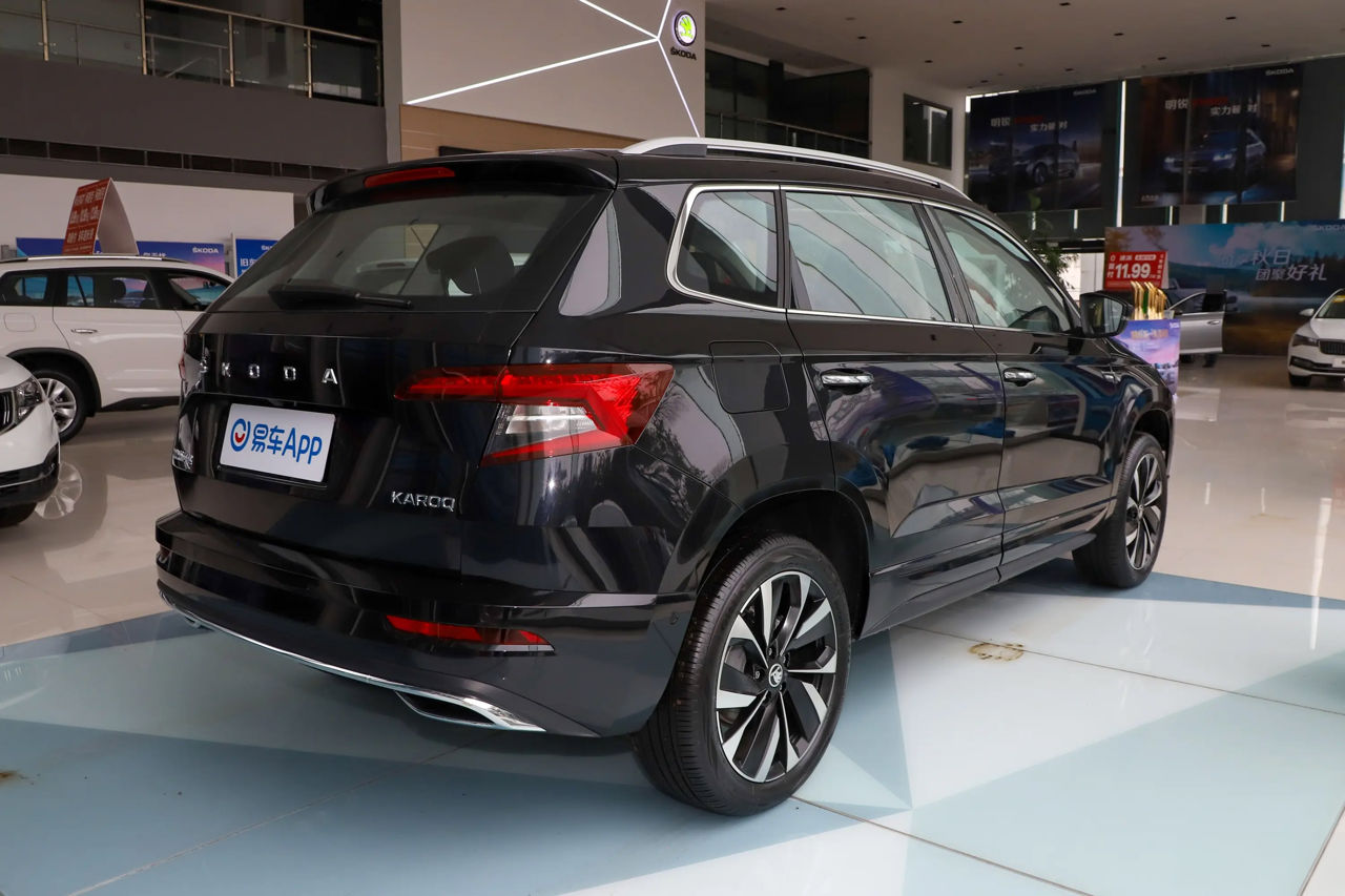 Skoda Karoq foto 0