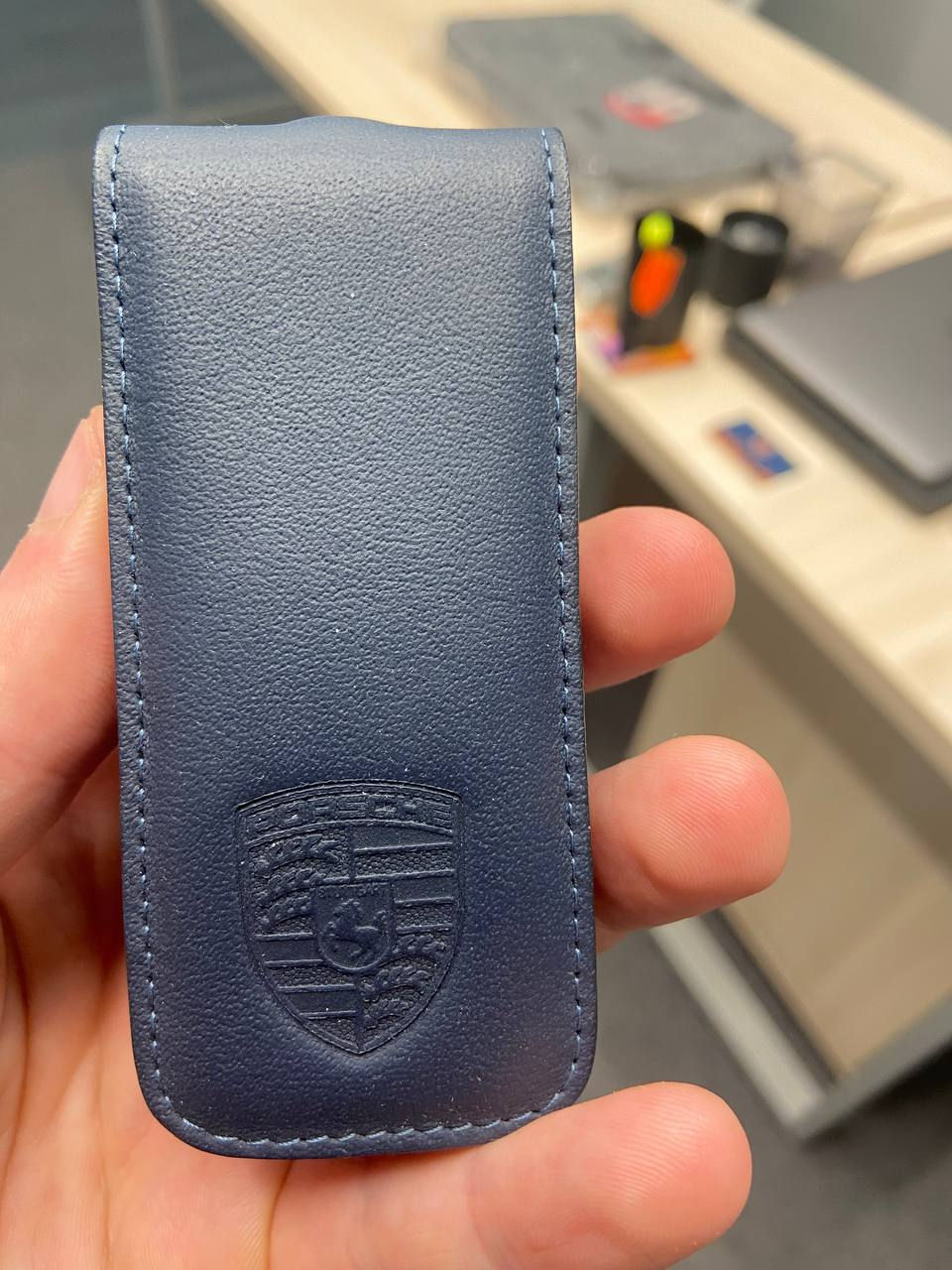 Продам чехол для Porsche (Leather Key Case)