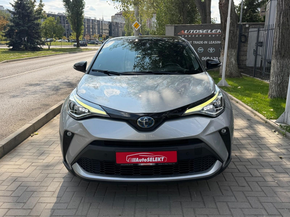 Toyota \sC-HR 2022 photo 2