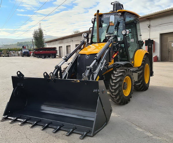 Buldoexcavator Cukurova 885 foto 0