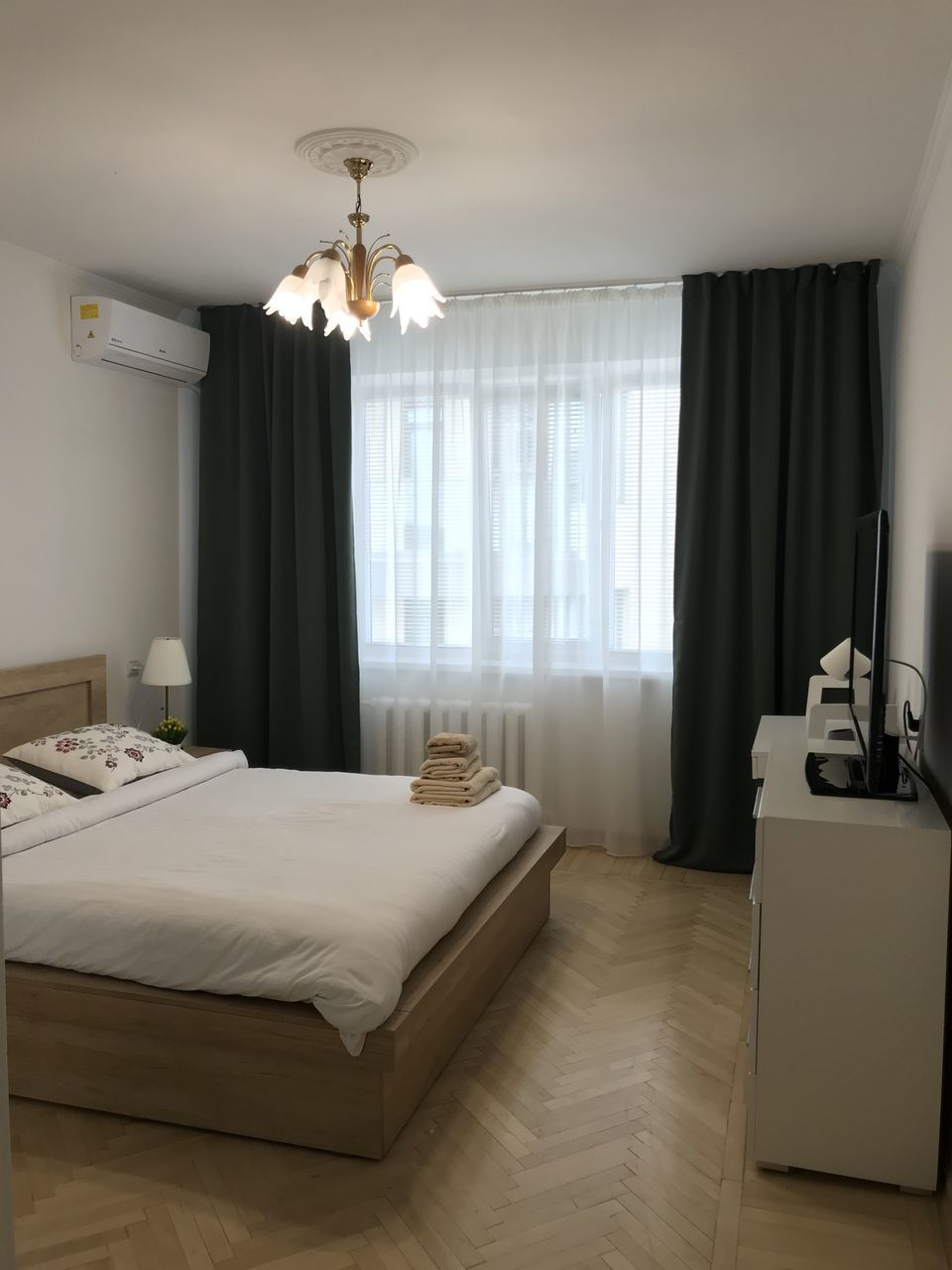 Apartament cu 2 camere, 45 m², Centru, Chișinău foto 3