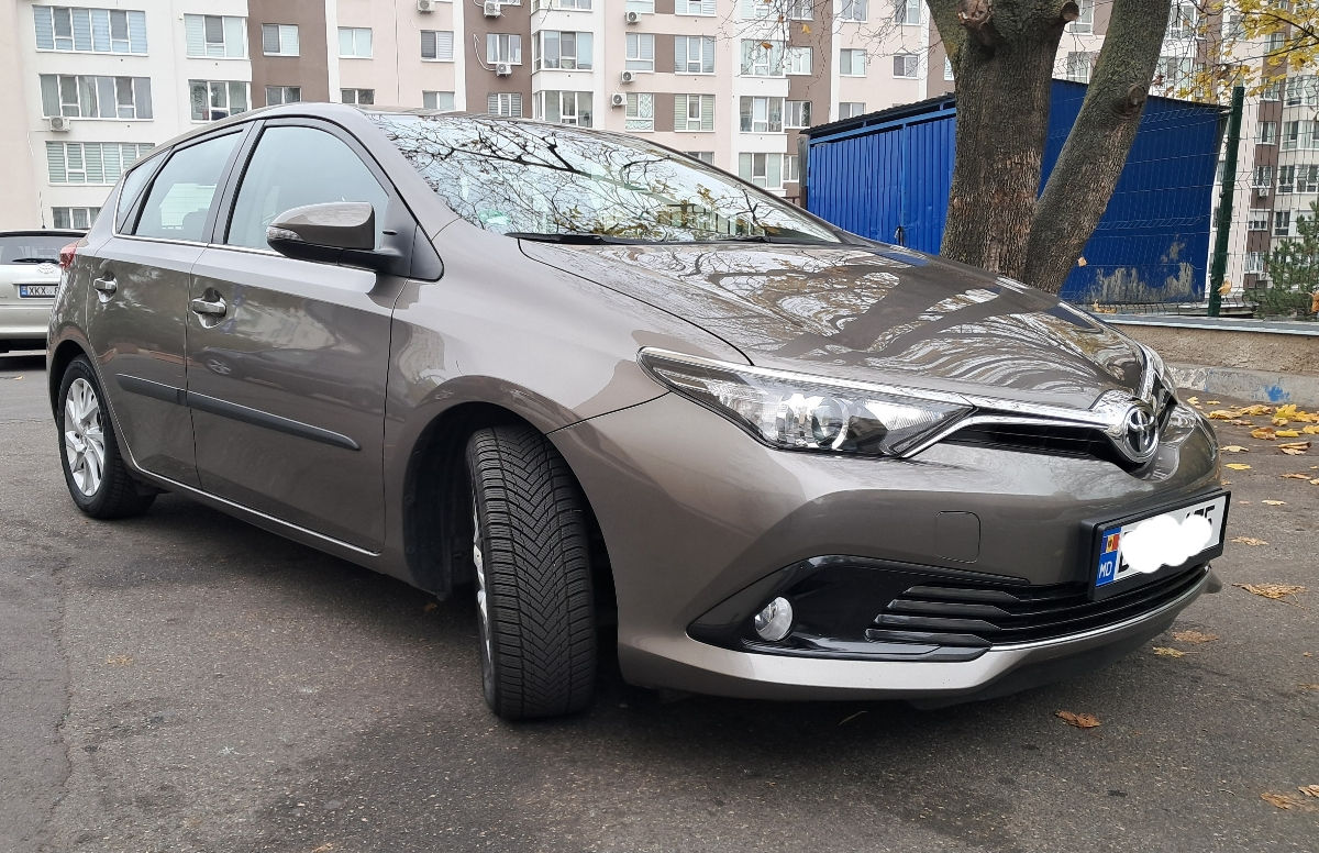 Toyota Auris foto 5